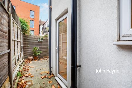 Creek Road, London, SE8 - Photo 3