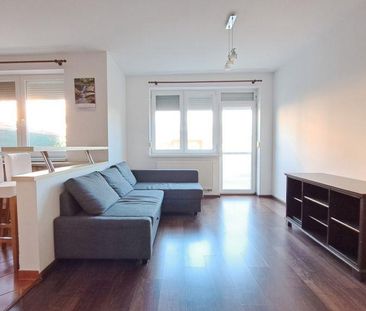 Veľký zariadený 2-izbový byt s vlastnou predzáhradkou (62 + 33 m2) - Photo 6