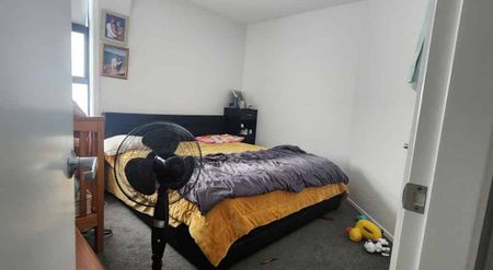 Prime Location - Photo 4