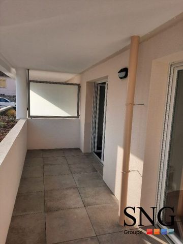 T2 AVEC TERRASSE ET PARKING - Photo 2