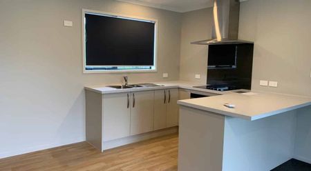 WESTPORT - 2 BEDROOMS - Photo 3