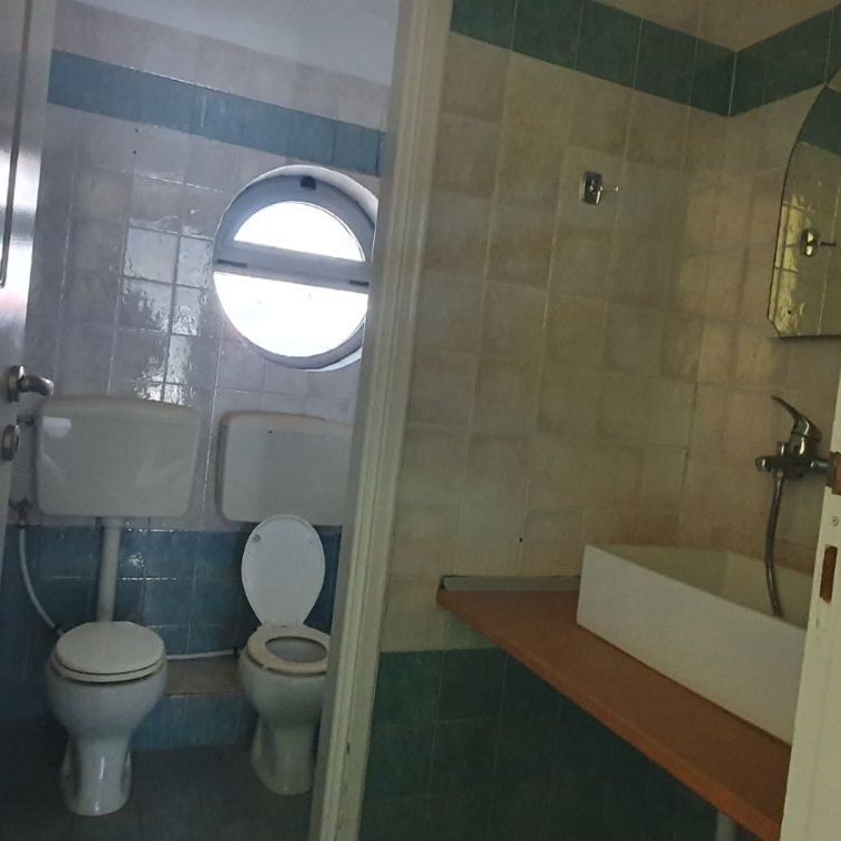 Κτίριο για ενοικίαση Κηπούπολη (Πετρούπολη) - Φωτογραφία 1