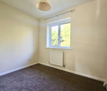 4 bedroom detached house to rent - Photo 4