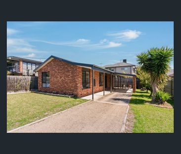 Light filled family home - Available Now. - Photo 6