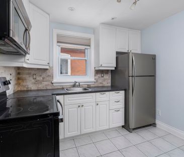 For Lease - 39 Cayuga Avenue Unit# Main, Toronto, Ontario - Photo 3