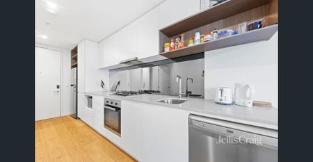 Furnished 1 Bedroom Apartment - Photo 4