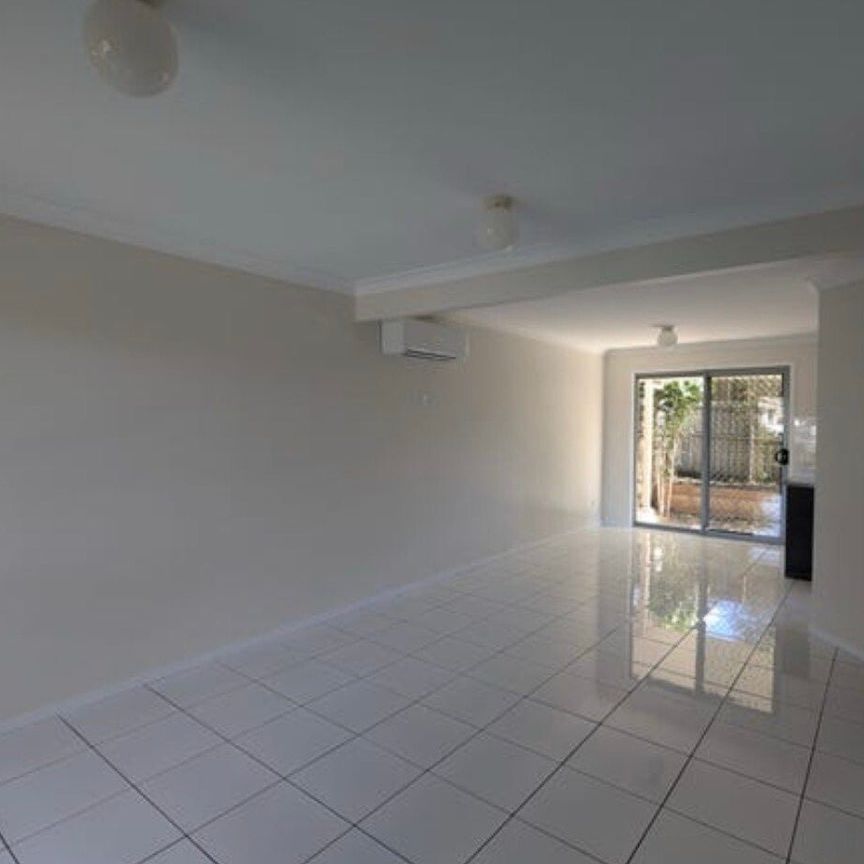 Eastern Heights - Photo 1