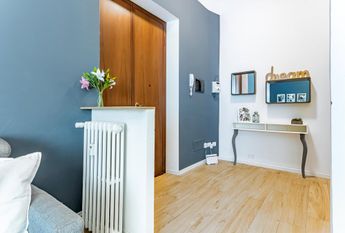 Spacious and bright single room in Piazza Monte Titano