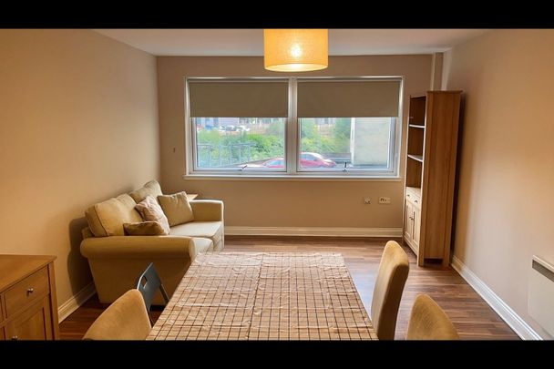2 Bed Flat, Victoria Road, G42 - Photo 1