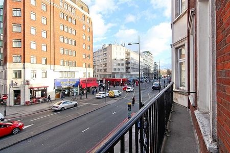 Connaught Court, W2, London - Photo 2