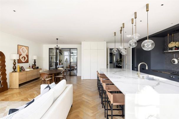 4 bedroom semi-detached house to rent - Photo 1