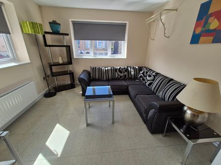 2 Bed Flat, Vandyke Street, L8 - Photo 3