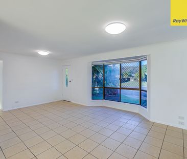 Family Friendly Home in A Perfect Location - Photo 5