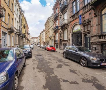 Appartement met twee slaapkamers in Anderlecht - Photo 4
