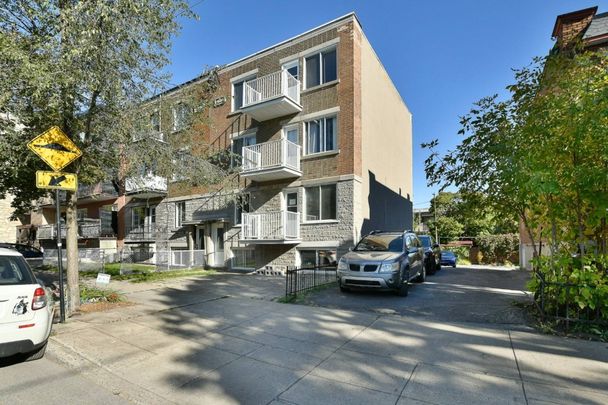 5923 25e Avenue, app.4, H7T 3L3, Montréal - Photo 1