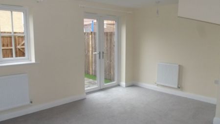 4 Hamilton Way, Coningsby, LN4 4ZW - Photo 2