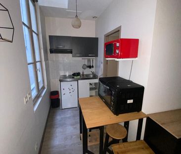 Location Appartement 1 pièce 16m² MONTAUBAN 82000 - Photo 4