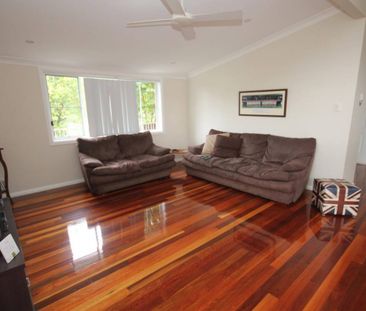 EXECUTIVE 2 BED, 2 BATH VILLA IN CBD! - Photo 1