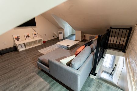 For Lease - 210 Wilson Street Unit# A, Hamilton, Ontario - Photo 3