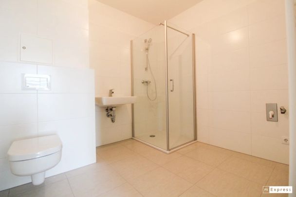 Modernes Wohnen nahe Stadlauer Straße - Großzügiger Balkon - Photo 1