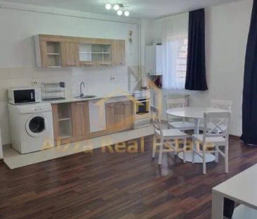 ALZZA REAL ESTATE-- apartament 1 cameră 40mp + 10mp balcon etajul 5 din 6 orientare est . Apartamentul se predă mobilat și utilat - Photo 2