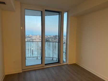 For Lease - 1 Fairview Road Unit# 1512, Mississauga, Ontario - Photo 2