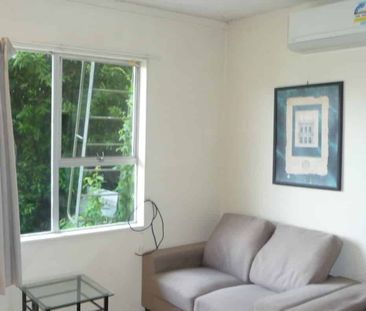 Fully Furnitured one bedroom unit with a carport - Photo 5