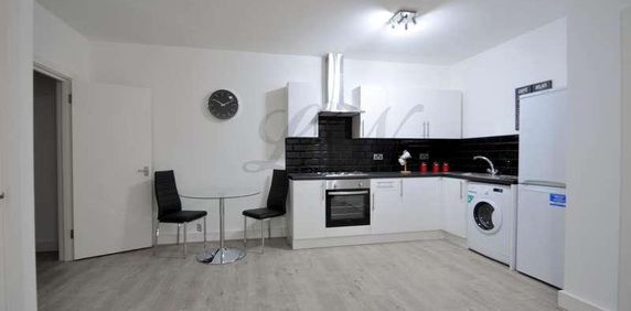 High Street, Slough, SL1 - Photo 2