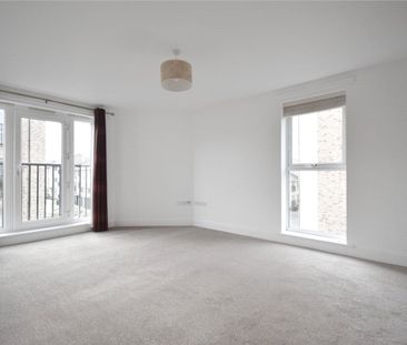 Well presented 1 bedroom, second floor apartment located just off M... - Photo 6