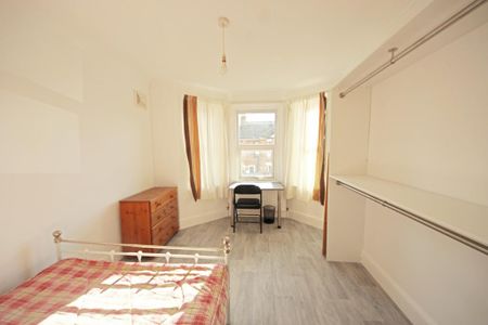 4 bedroom house to rent - Photo 5