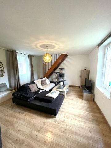 Maison T4 près de CHAZELLES SUR LYON à louer - Photo 3