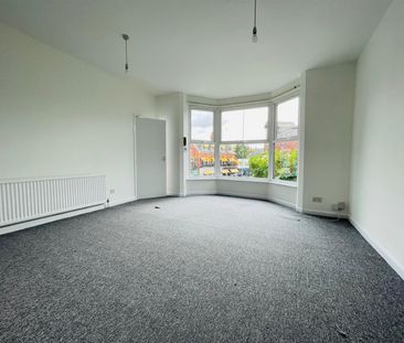 2 Bed Flat - Photo 6