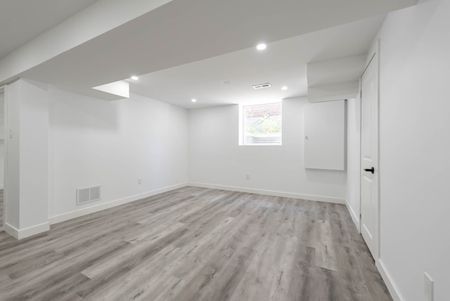 For Lease - 15 Riant Street Unit# Bsmnt B, Toronto, Ontario - Photo 5