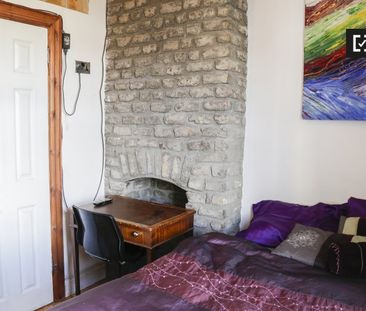 Room to rent in 3-bedroom house in North Inner City, Dublin - Photo 3