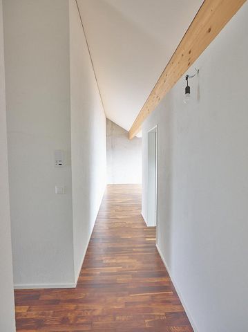 Exklusive Attikawohnung mit grossem Balkon & Top-Ausstattung - Foto 2