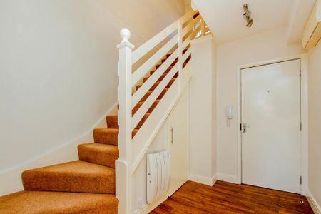 2 bedroom maisonette to rent - Photo 3