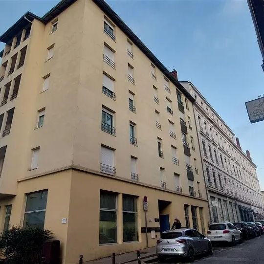 Location appartement 3 pièces - 75m² à Villefranche-sur-saône (69400) - Photo 1