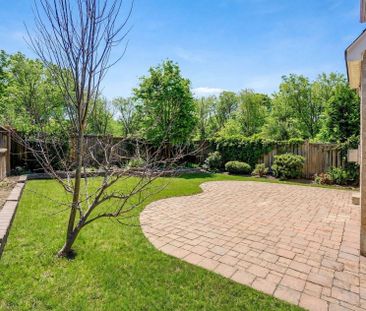 For Lease - 191 Reeves Way Boulevard, Whitchurch-Stouffville, Ontario - Photo 6