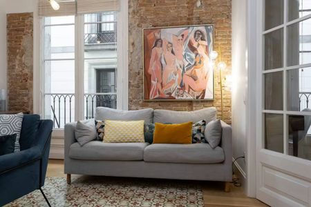 Carrer dAvinyó, Barcelona, Catalonia 08002 - Photo 3