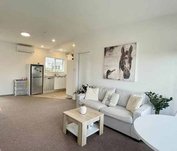 Beautifully presented 1 Bedroom - Photo 4