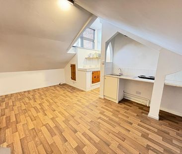 Winnington Lane, Northwich - Photo 1