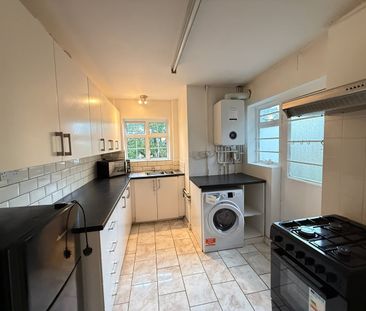 2 Bed Flat, Kings Drive, HA9 - Photo 4