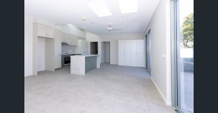 Affordable Modern 3-Bedroom Unit in Bomaderry NSW - Photo 4