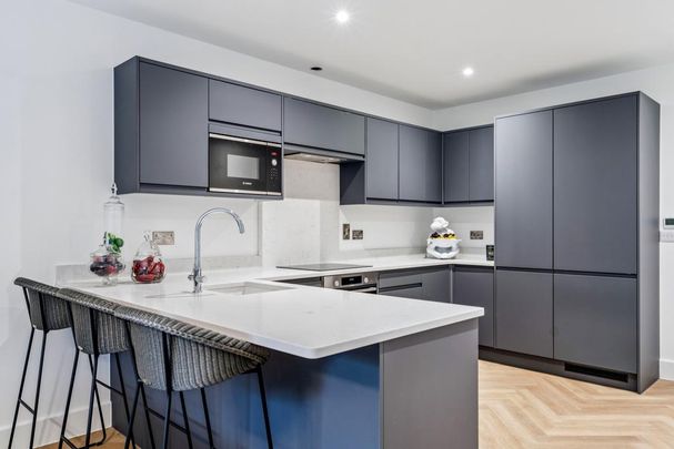 5 bedroom terraced house to rent - Photo 1