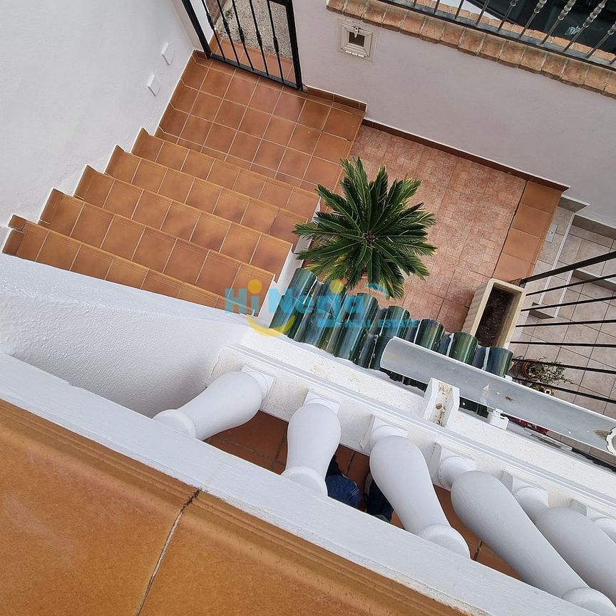 3 BEDROOM SEMI-DETACHED VILLA WITH TERRACES AND PRIVATE POOL - NERJA - Photo 1