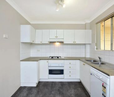 Well-Presented Apartment in the Heart of Hornsby - Photo 3