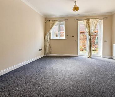 2 bedroom terraced house to rent - Photo 6