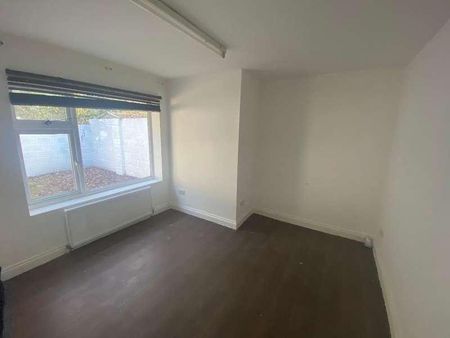 Winvale, Slough, Slough, SL1 - Photo 3