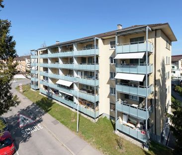 Zentral gelegene Wohnung mit grossem Balkon - Foto 3