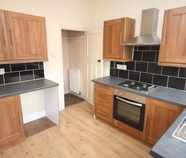 3 bedroom terraced house to rent - Photo 5